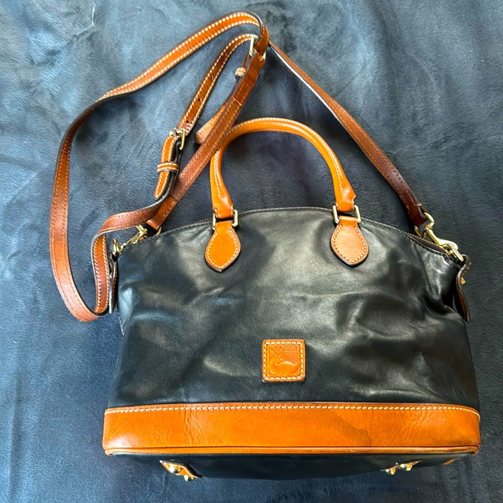 Dooney & Bourke Bag